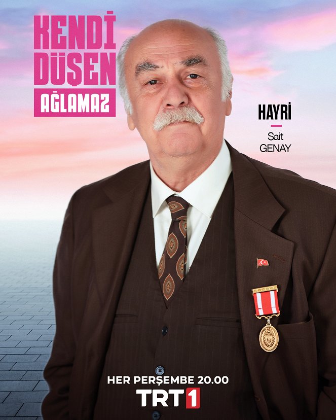 Kendi Düşen Ağlamaz - Carteles