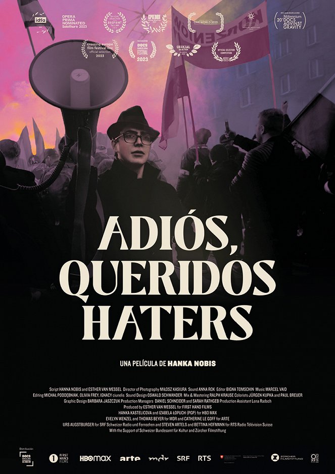 Adiós, queridos haters - Carteles