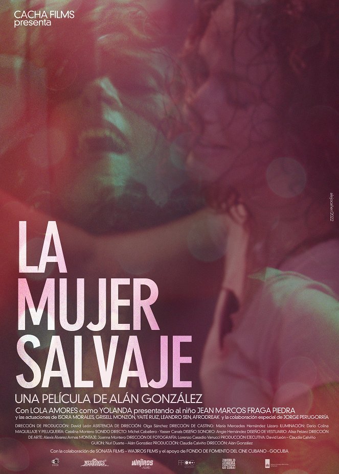 La mujer salvaje - Carteles