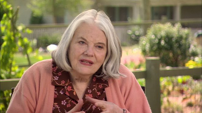 Interview 8 - Lois Smith