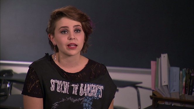 Haastattelu 6 - Mae Whitman