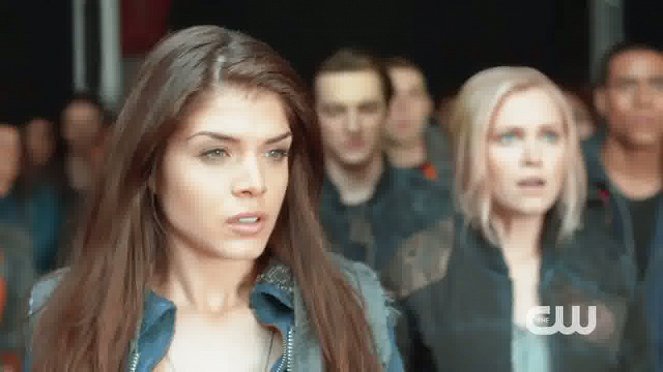 Making of 5 - Marie Avgeropoulos