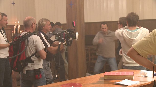 Dreharbeiten 3 - Colin Firth, Taron Egerton, Michael Caine