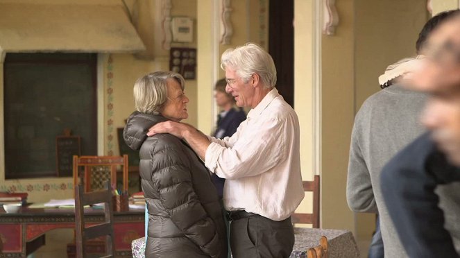 Tournage 2 - John Madden, Dev Patel, Judi Dench, Richard Gere, Maggie Smith, Diana Hardcastle, Ronald Pickup, Bill Nighy, Tina Desai, Celia Imrie