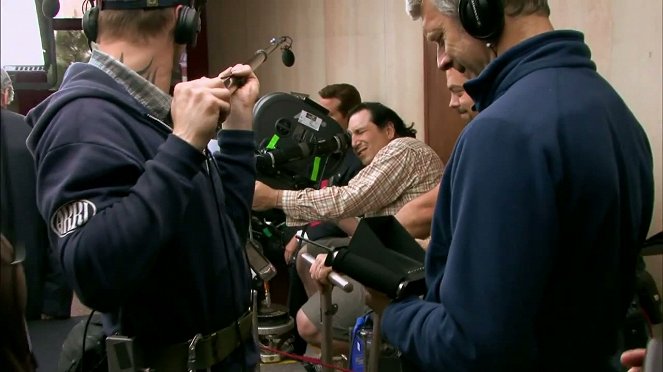 De rodaje 3 - Bradley Cooper, Tomas Arana, Robert De Niro, Robert John Burke