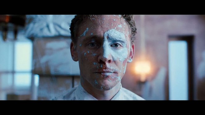 Kuvauksista 2 - Tom Hiddleston, Sienna Miller, Luke Evans, Ben Wheatley, Travis Elborough, Jeremy Irons, Jeremy Thomas