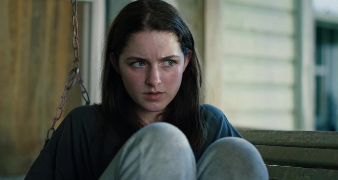 What We Hide (2025) | Galerie - Plakáty | ČSFD.cz