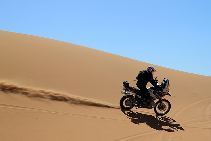 Moto(s)poušť aneb Moto cestou necestou