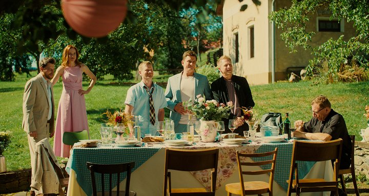 Přání k narozeninám: Křtiny 2D/D