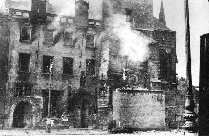 Němci měli tanky, Češi barikády