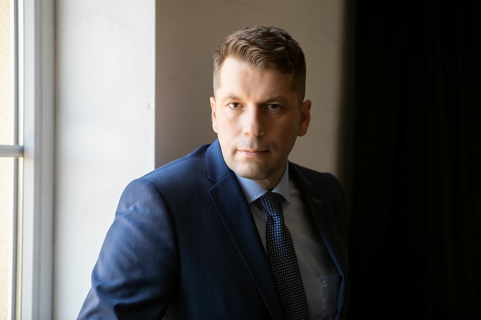 Alex Adams | ČSFD.cz