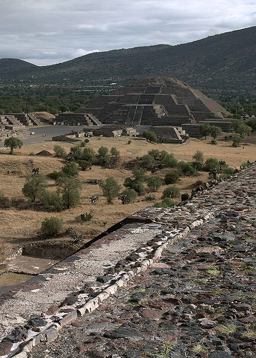Pyramidy smrti (2005) | ČSFD.cz