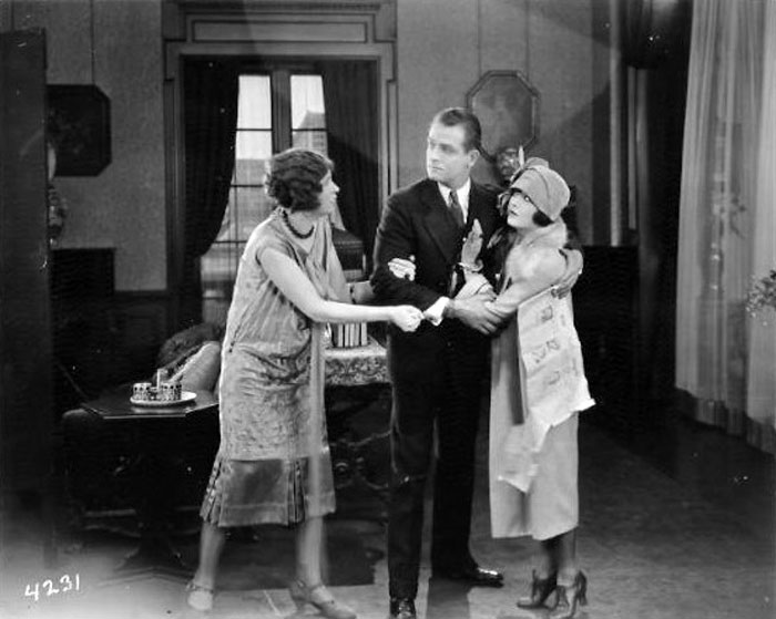 I'll Show You the Town (1925) | ČSFD.cz