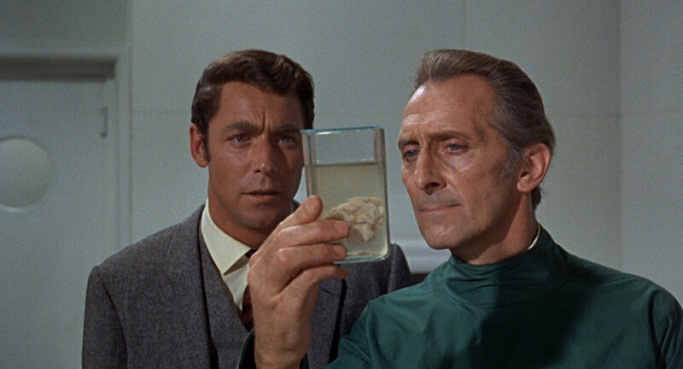 Corruption (1968) ČSFD.cz