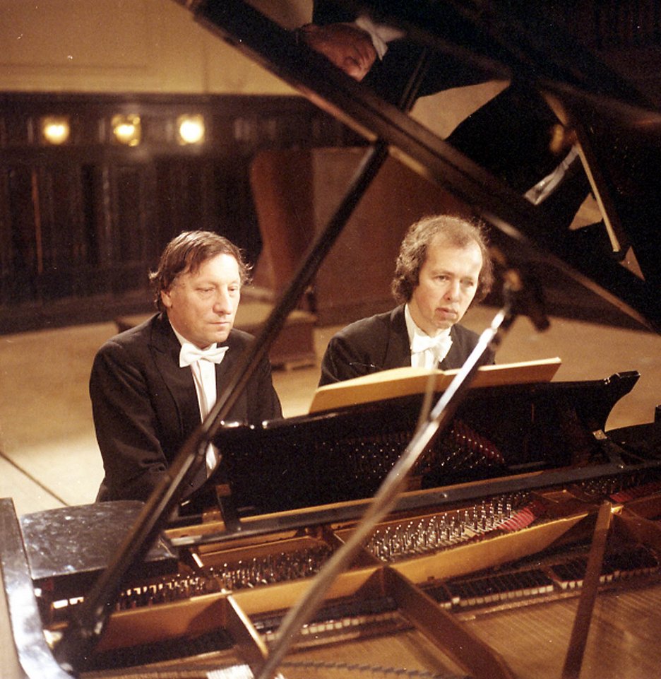 Antonín Dvořák (1990) ČSFD.cz