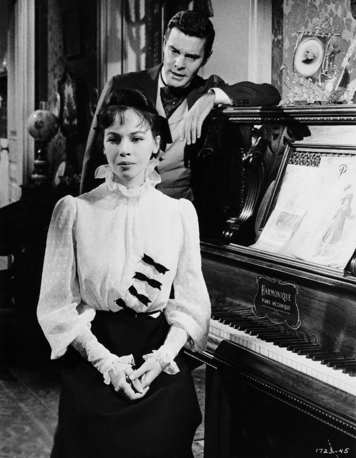 Gigi (1958) ČSFD.cz