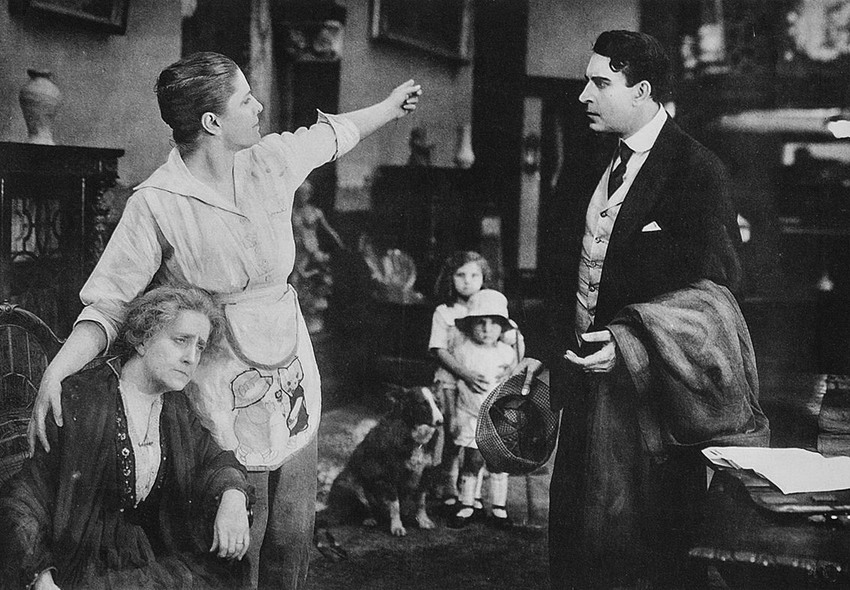 Rich Man's Plaything, A (1917) | ČSFD.cz