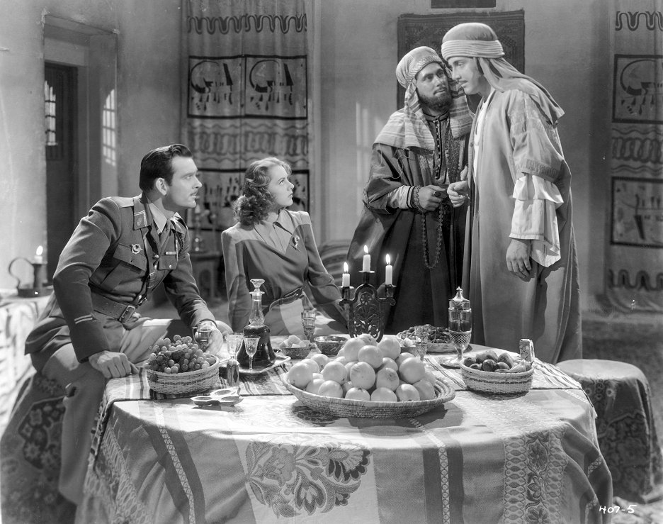 Drums of the Desert (1940) ČSFD.cz