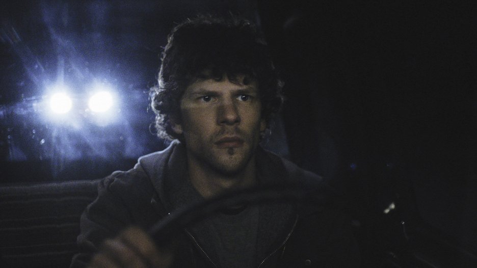 Movie move. Jesse Eisenberg Night moves. Джесси Айзенберг фильм ночные движения. МФА фильм. Ночные маневры.