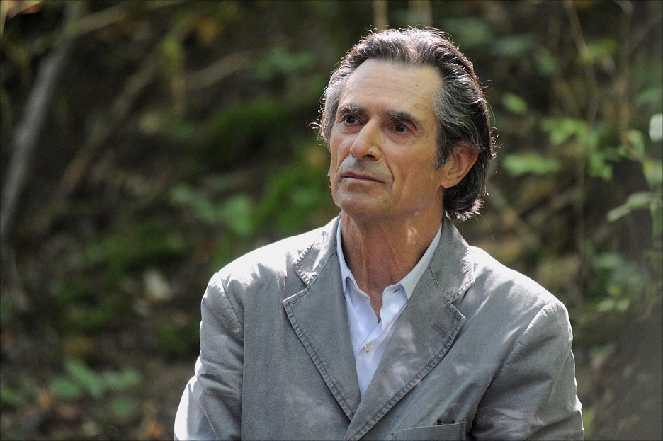 Le Nez dans le ruisseau (2012) ČSFD.cz Le Nez dans le ruisseau (2012) ČSFD.cz