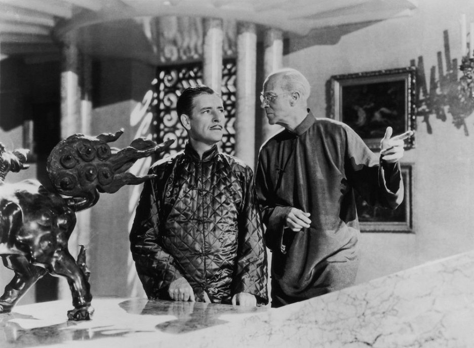 In den Fesseln von Shangri-La (1937) | ČSFD.cz