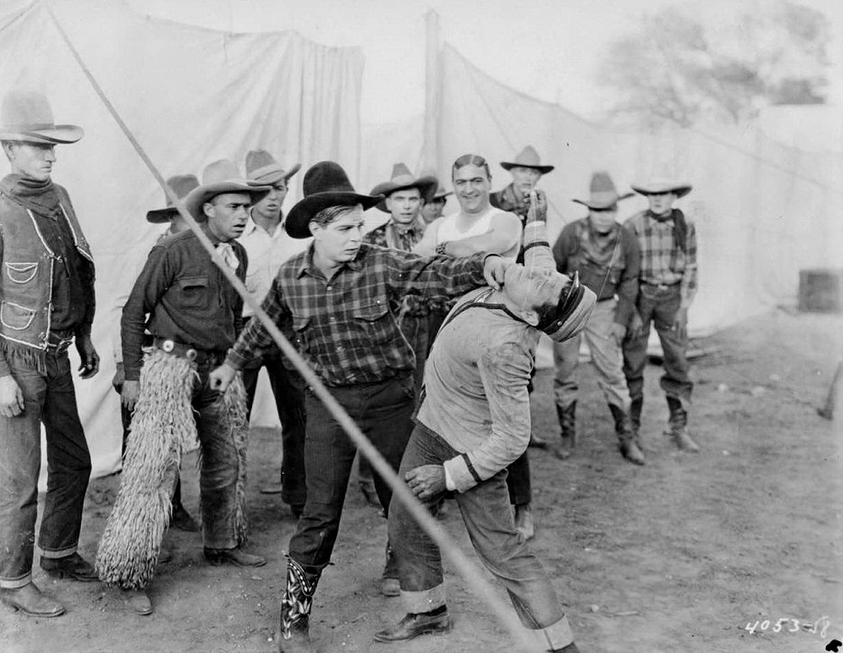 Sawdust Trail (1924) ČSFD.cz