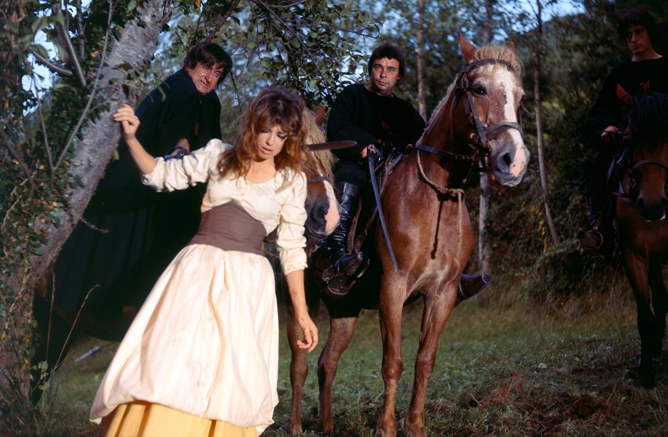 Il Trono Di Ali E Fuoco Il trono di fuoco (1970) | ČSFD.cz