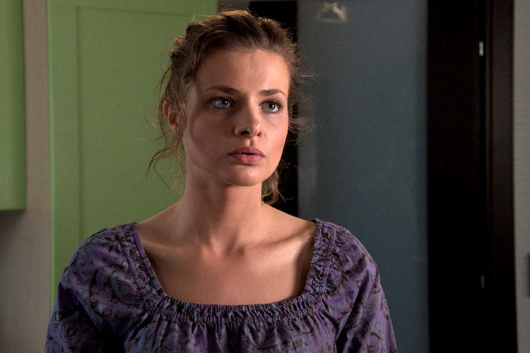 Mobil telefonda BDSM Olomon bir eshakda navbatma-navbat oladi