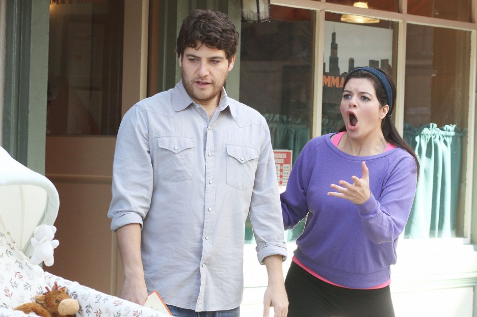 Šťastní až do smrti The Kerkovich Way (S02E17) (2012) ČSFD.cz