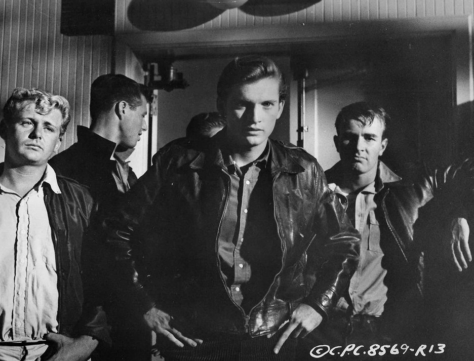 Because They're Young (1960) | ČSFD.cz