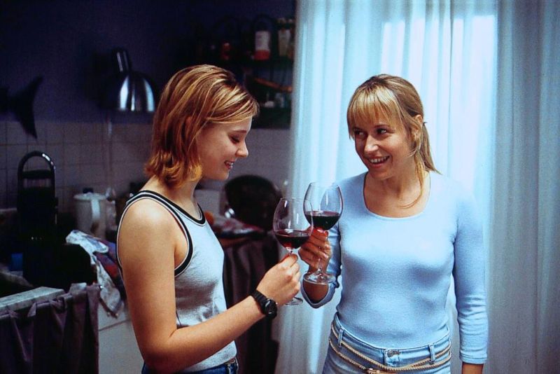 Der Freund Meiner Mutter Belästigt Mich Hilf Mir Der Freund meiner Mutter (2002) | ČSFD.cz