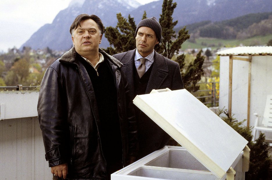 Entscheidung Im Eis Eine Frau Jagt Den Mörder Film Ve sněhu (2001) | ČSFD.cz