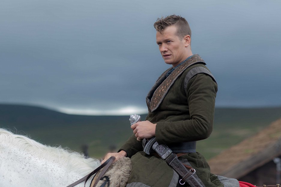 Filme Und Serien Von Edward Speleers Ed Speleers | ČSFD.cz