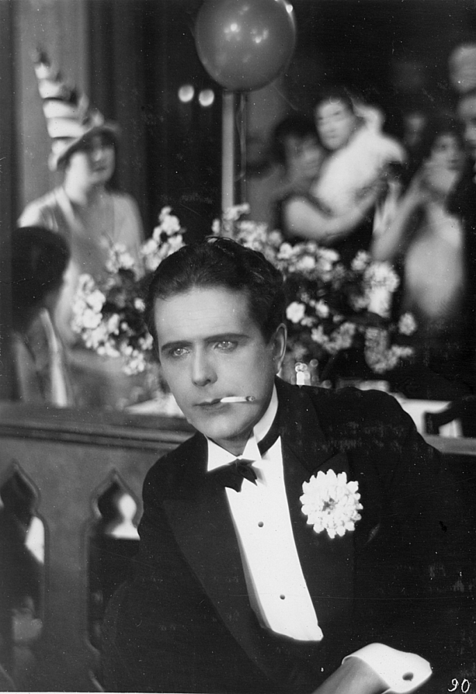 Helge Ranin Kahden tanssin välillä (1930) | ČSFD.cz