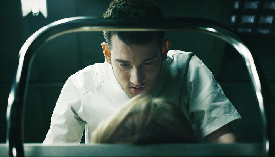 El cadáver de Anna Fritz (2015) ČSFD.cz El cadáver de Anna Fritz (2015) ČSFD.cz