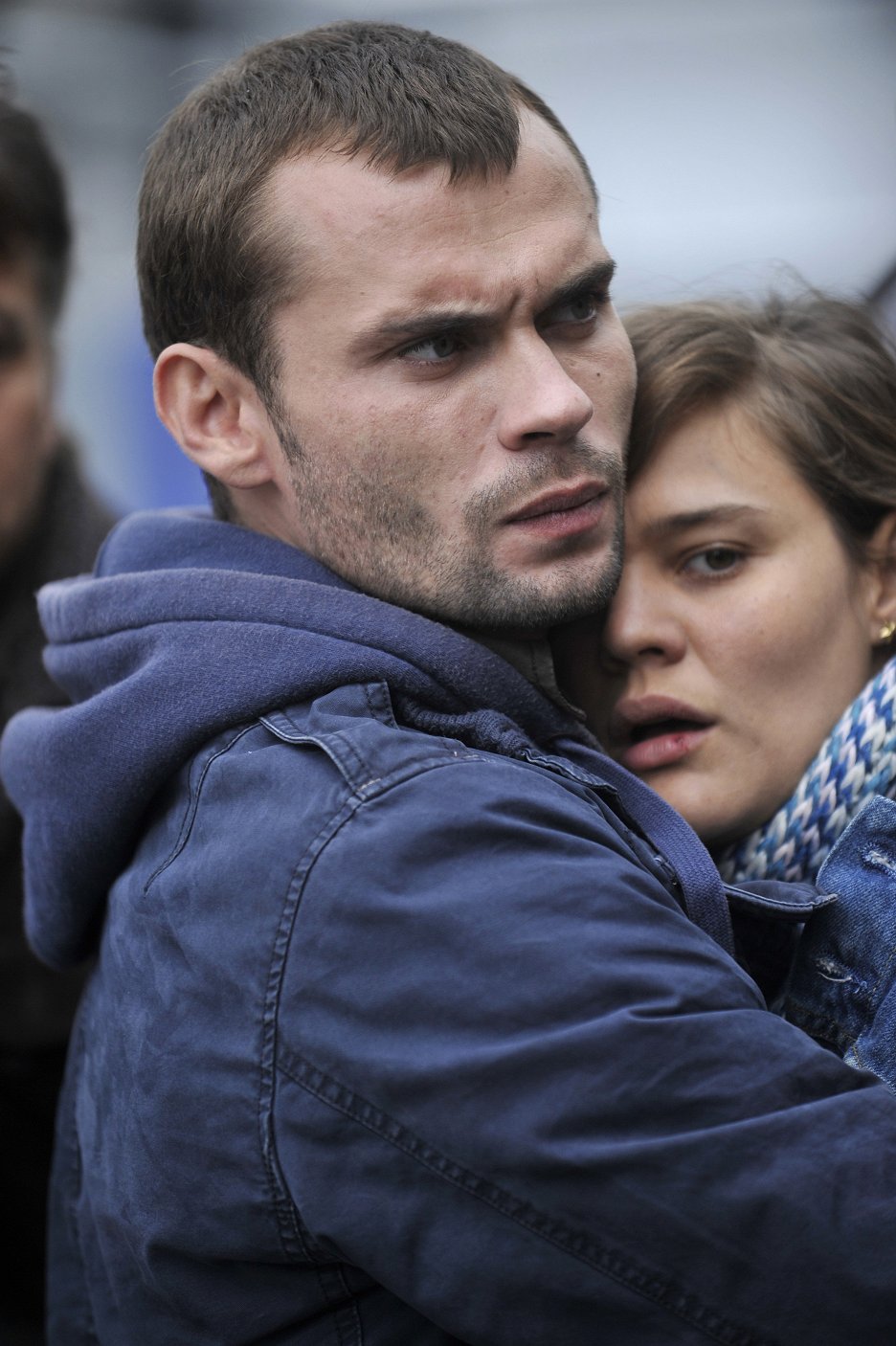 Les Vivants et les morts (2010) ČSFD.cz