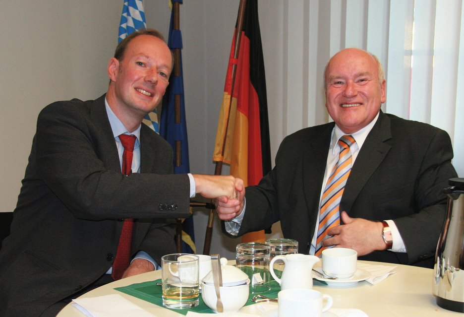 Die Partei (2009) ČSFD.cz