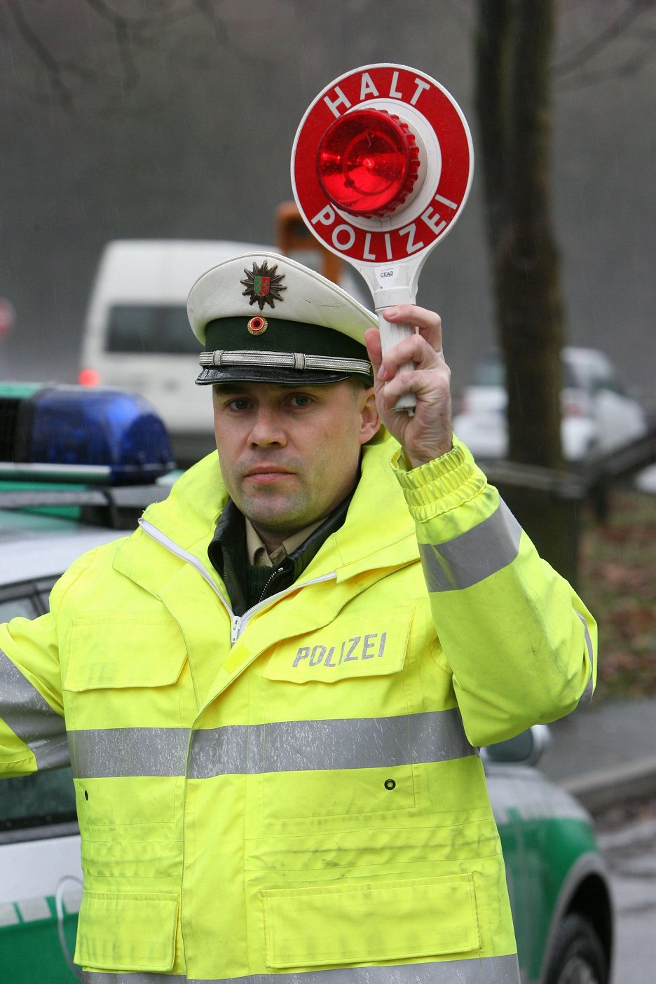 Darsteller Schneller Als Die Polizei Erlaubt Schneller als die Polizei erlaubt (2008) | ČSFD.cz
