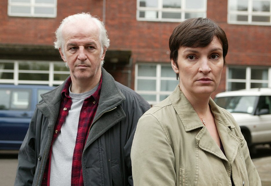 Inšpektor Lewis The Great and the Good (S02E04) (2008) ČSFD.sk