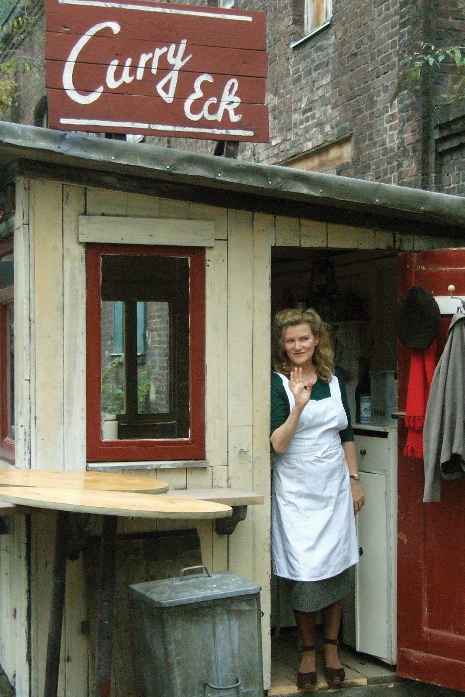 Die Entdeckung Der Currywurst Zusammenfassung Die Entdeckung der Currywurst (2008) | ČSFD.cz