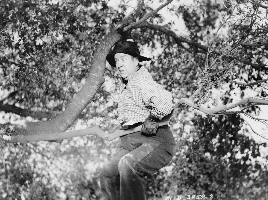 Quick on the Trigger (1948) ČSFD.cz