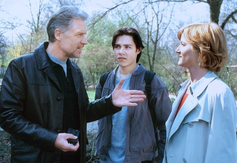 Místo činu - Hamburg - Hazard (S32E26) (2001) | ČSFD.cz