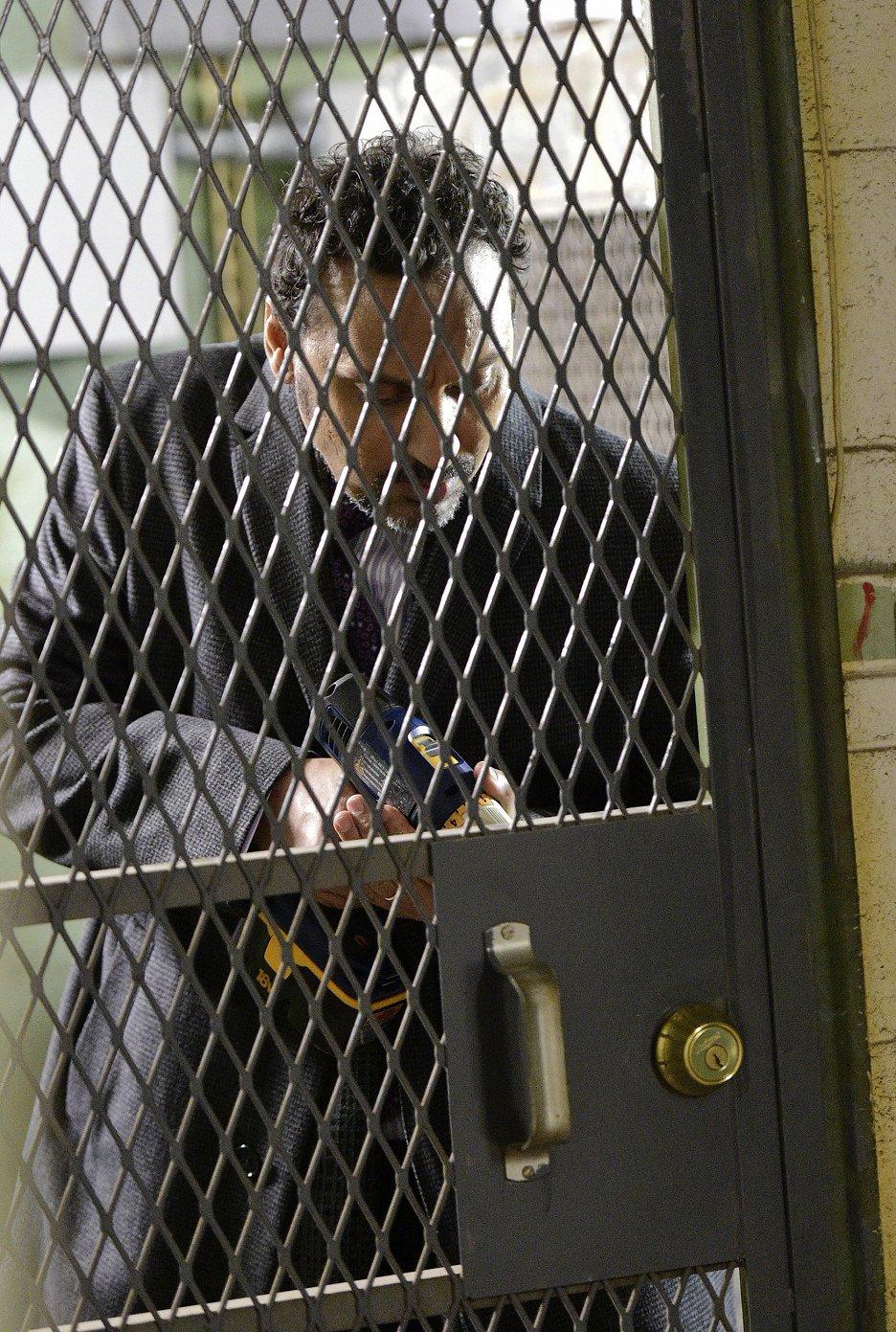 Lovci zločinců Najdi a znič (S04E19) (2015) ČSFD.cz