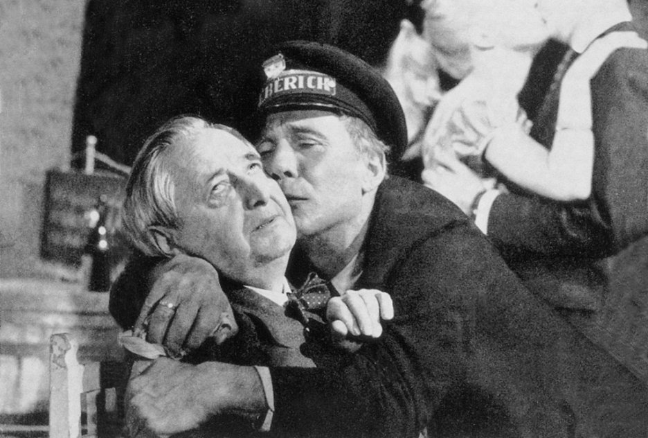 Heute Blau Und Morgen Blau Und übermorgen Wieder Text Heute blau und morgen blau (1957) | ČSFD.cz