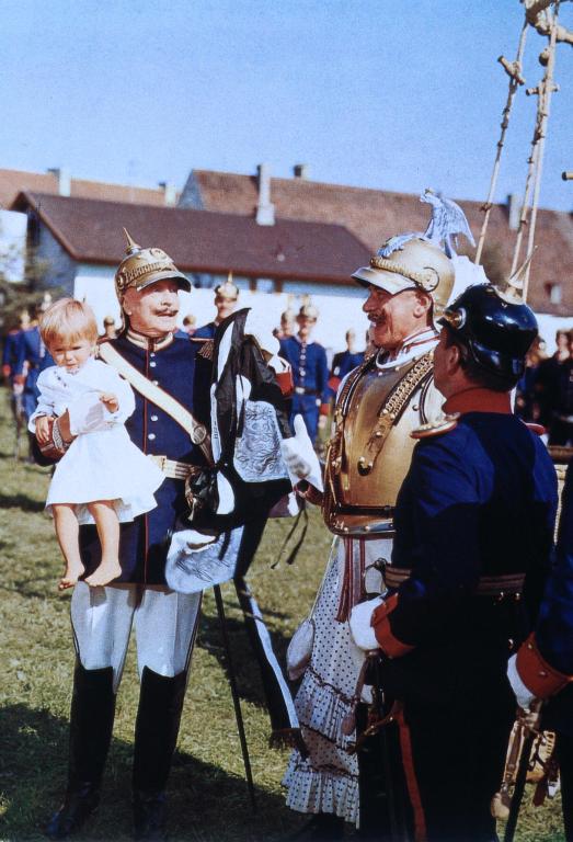 Wenn Ludwig ins Manöver zieht (1967) ČSFD.cz Wenn Ludwig ins Manöver zieht (1967) ČSFD.cz