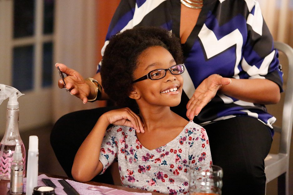 Black-ish - Oedipal Triangle (S01E08) (2014) | ČSFD.cz