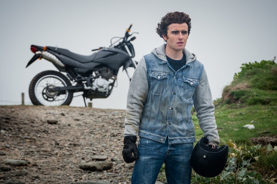 Safe House Season 2 Episode 1 Cast at James Holmes blog