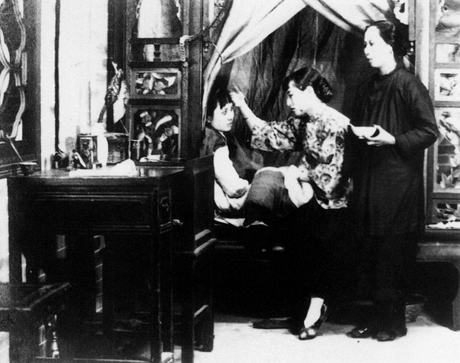 Yan zhi (1925) | ČSFD.cz