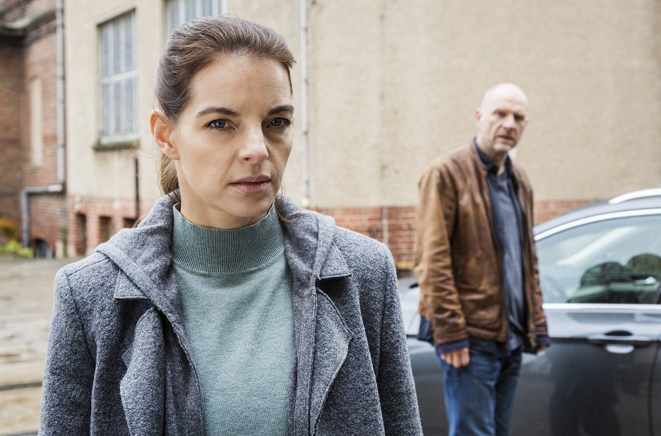 Wolfsland Der steinerne Gast (E03) (2018) ČSFD.cz