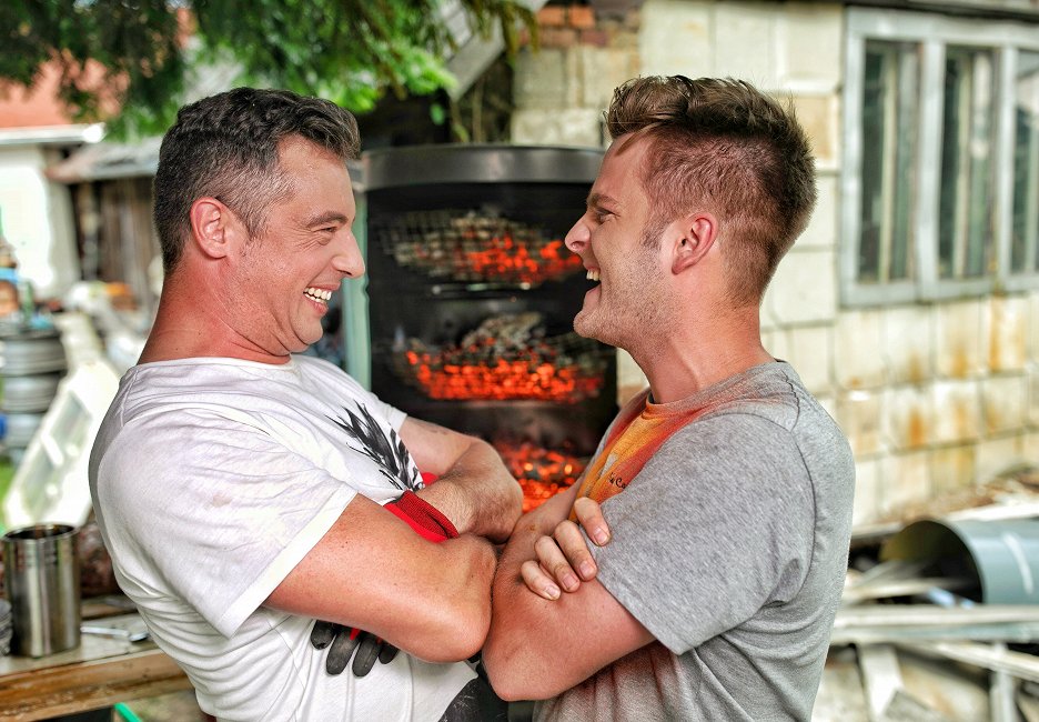 Grill Hunters (2018) ČSFD.cz